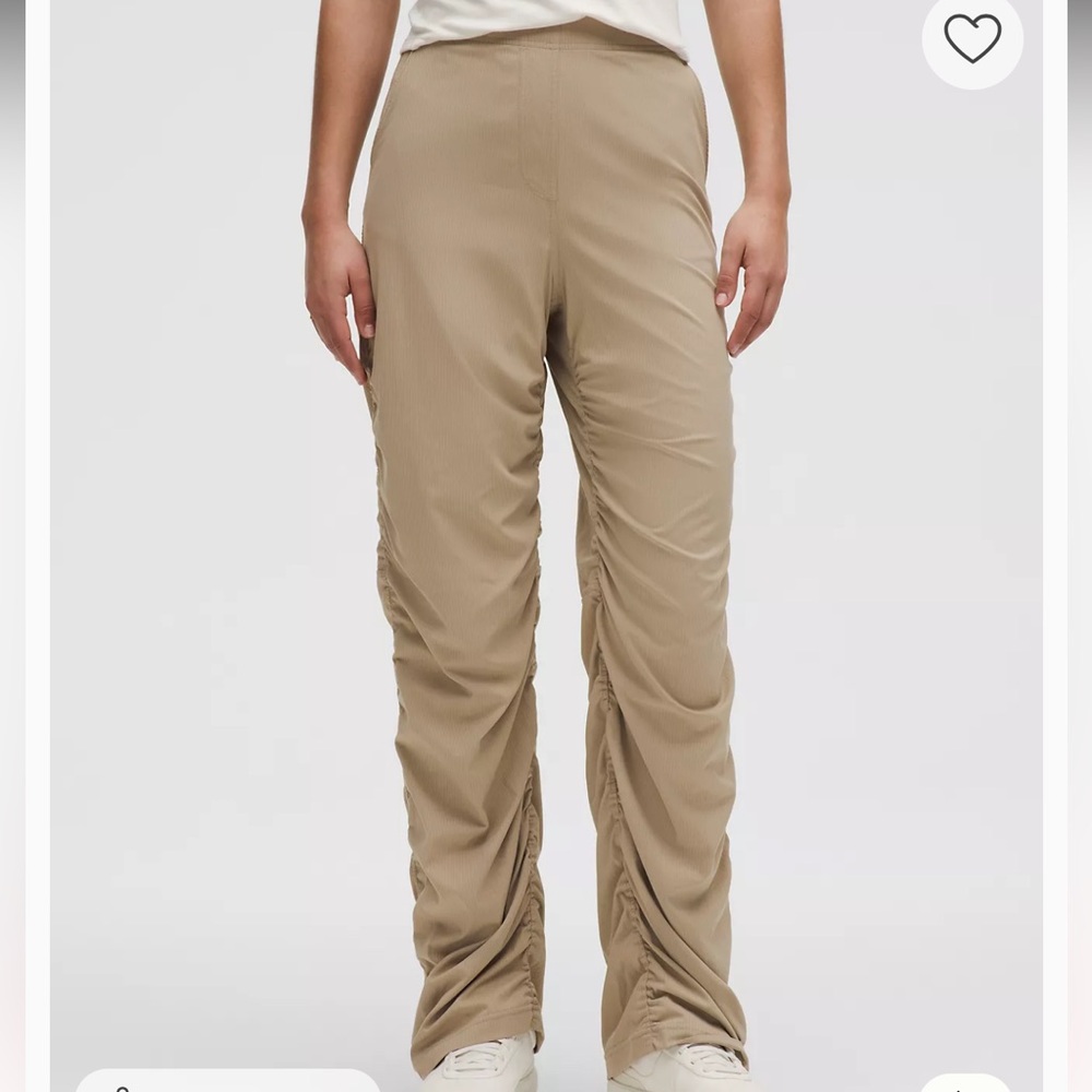 NWT Lululemon Dance Studio Slim Fit HR Flared Pant